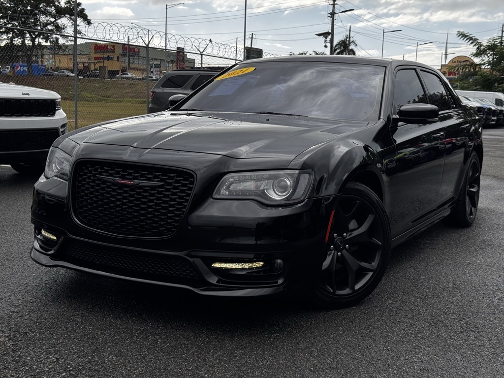 2021 Chrysler 300 S's photo