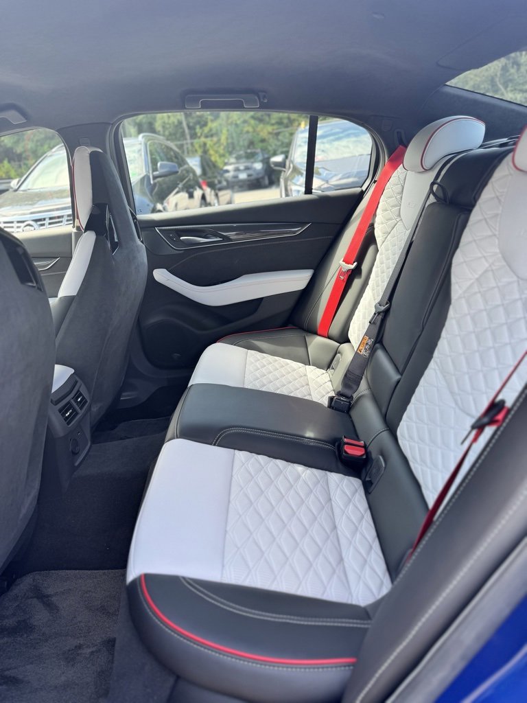 2022 Cadillac CT5 photo 8