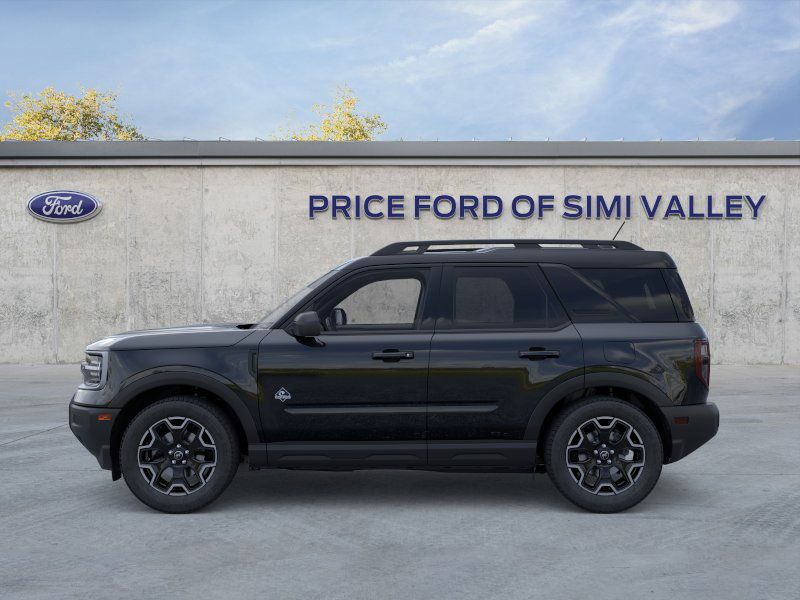 2025 Ford Bronco Sport Outer Banks photo 2