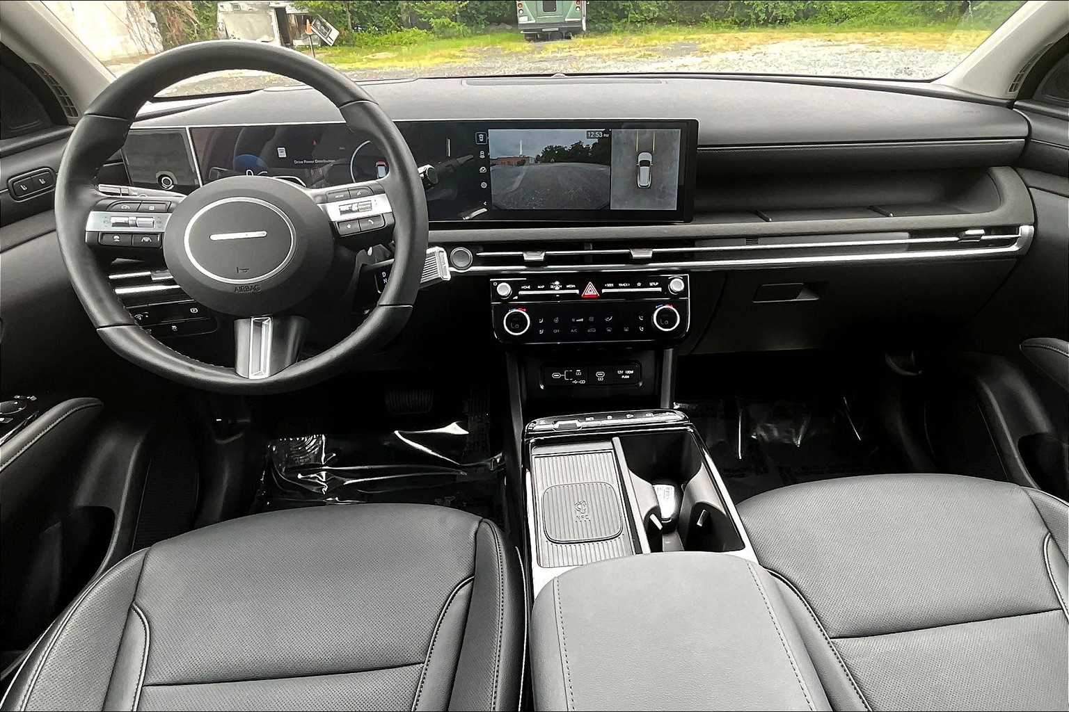2025 Hyundai Tucson Limited photo 15