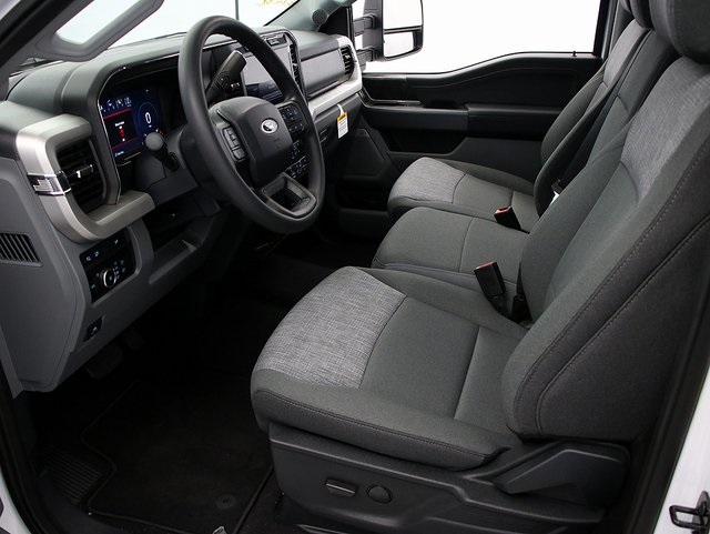 2024 Ford F-250 XLT photo 10