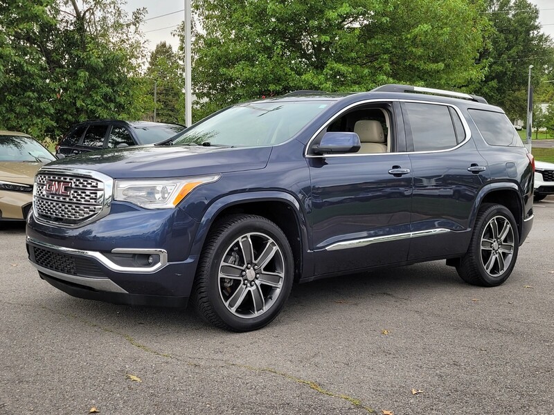 2018 Gmc Acadia Denali photo 3