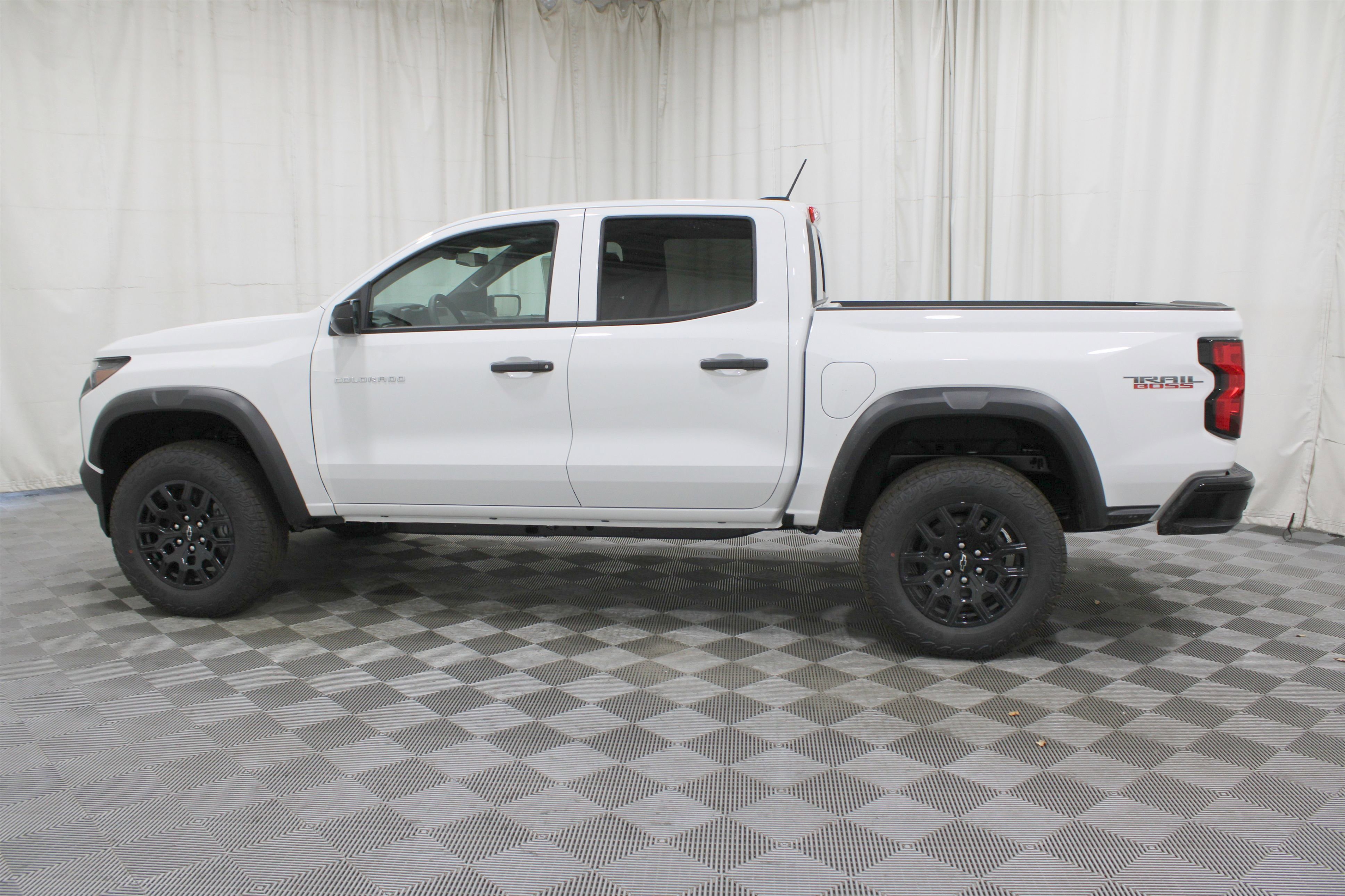 2026 Chevrolet Colorado Trail Boss photo 28