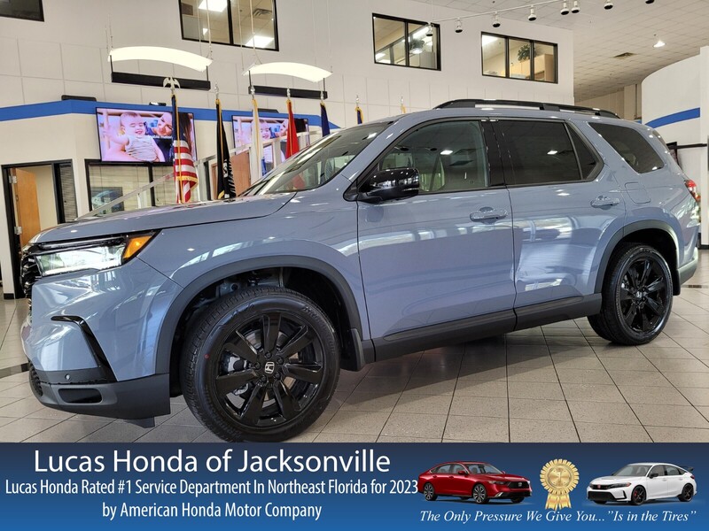 2025 Honda Pilot Black Edition's photo