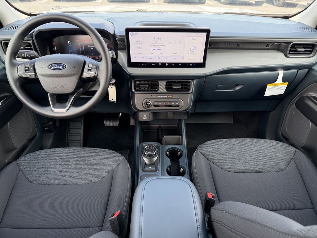 2025 Ford Maverick XL photo 2