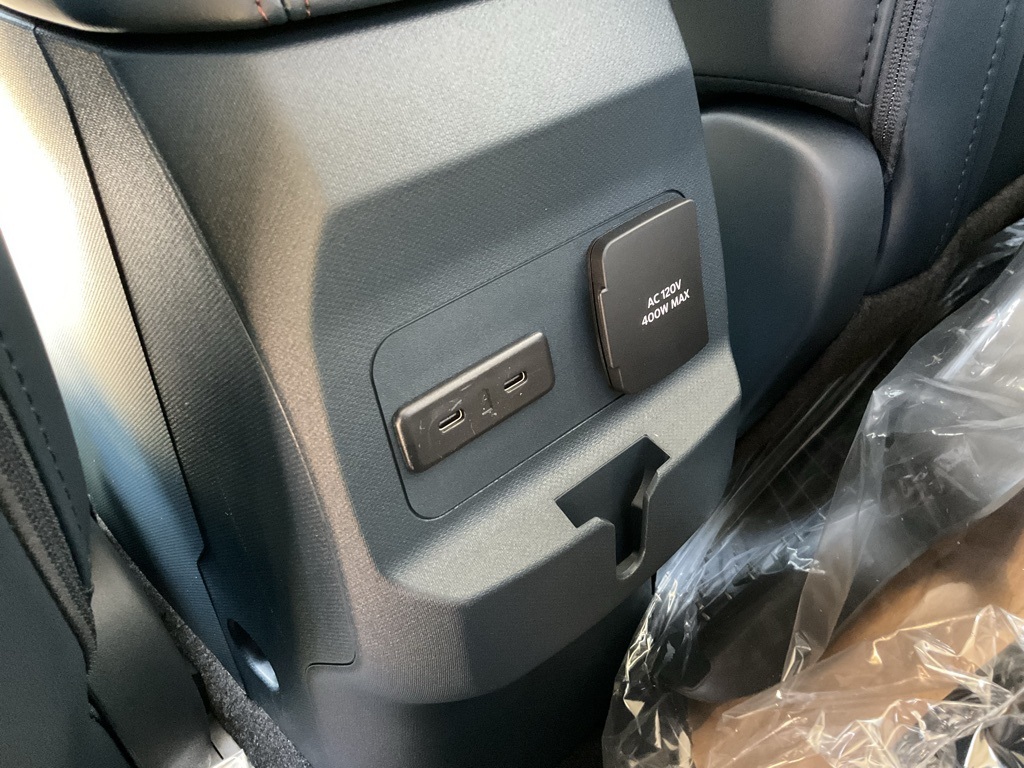 2025 Ford Maverick Lariat photo 21