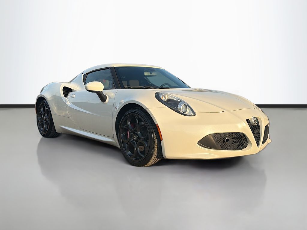 2016 Alfa Romeo 4C Base's photo