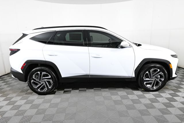 2025 Hyundai Tucson Hybrid Limited photo 4