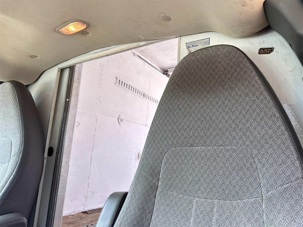 2013 Chevrolet Express 3500 Work Van photo 32