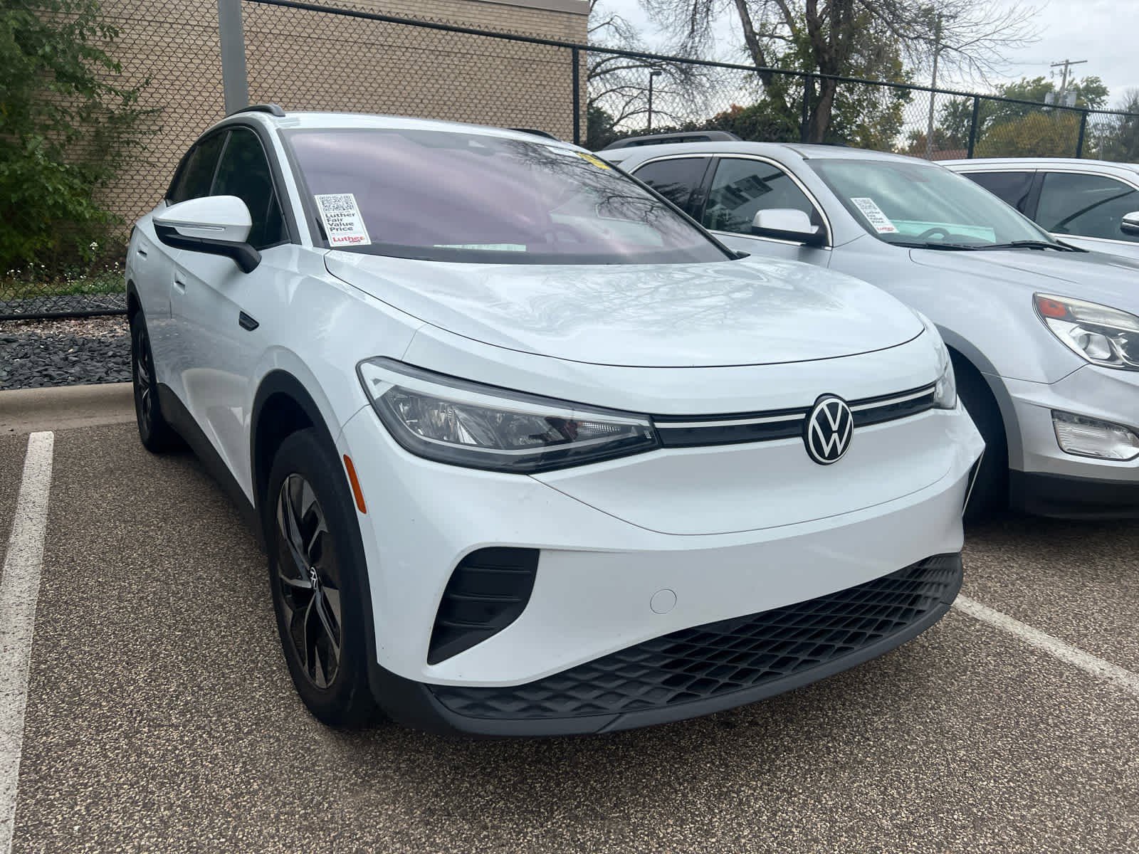 Certified 2021 Volkswagen ID.4 PRO with VIN WVGJNPE29MP062336 for sale in Minneapolis, MN