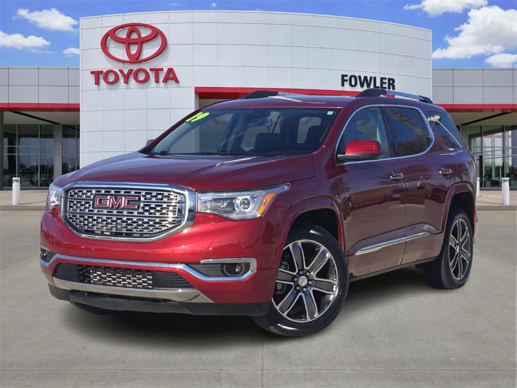 2019 GMC Acadia Denali's photo
