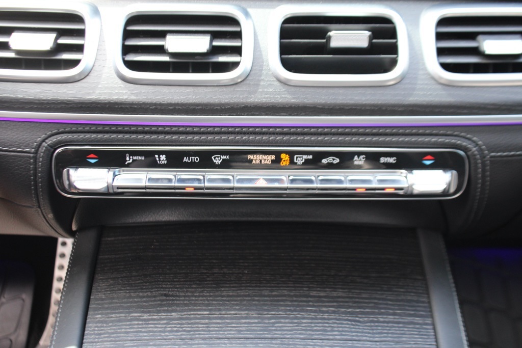 2023 Mercedes Benz GLS 580 4MATIC photo 23