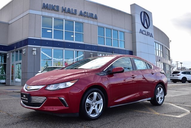 2018 Chevrolet Volt LT's photo