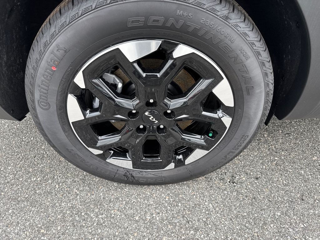 2025 Kia Sorento S photo 12