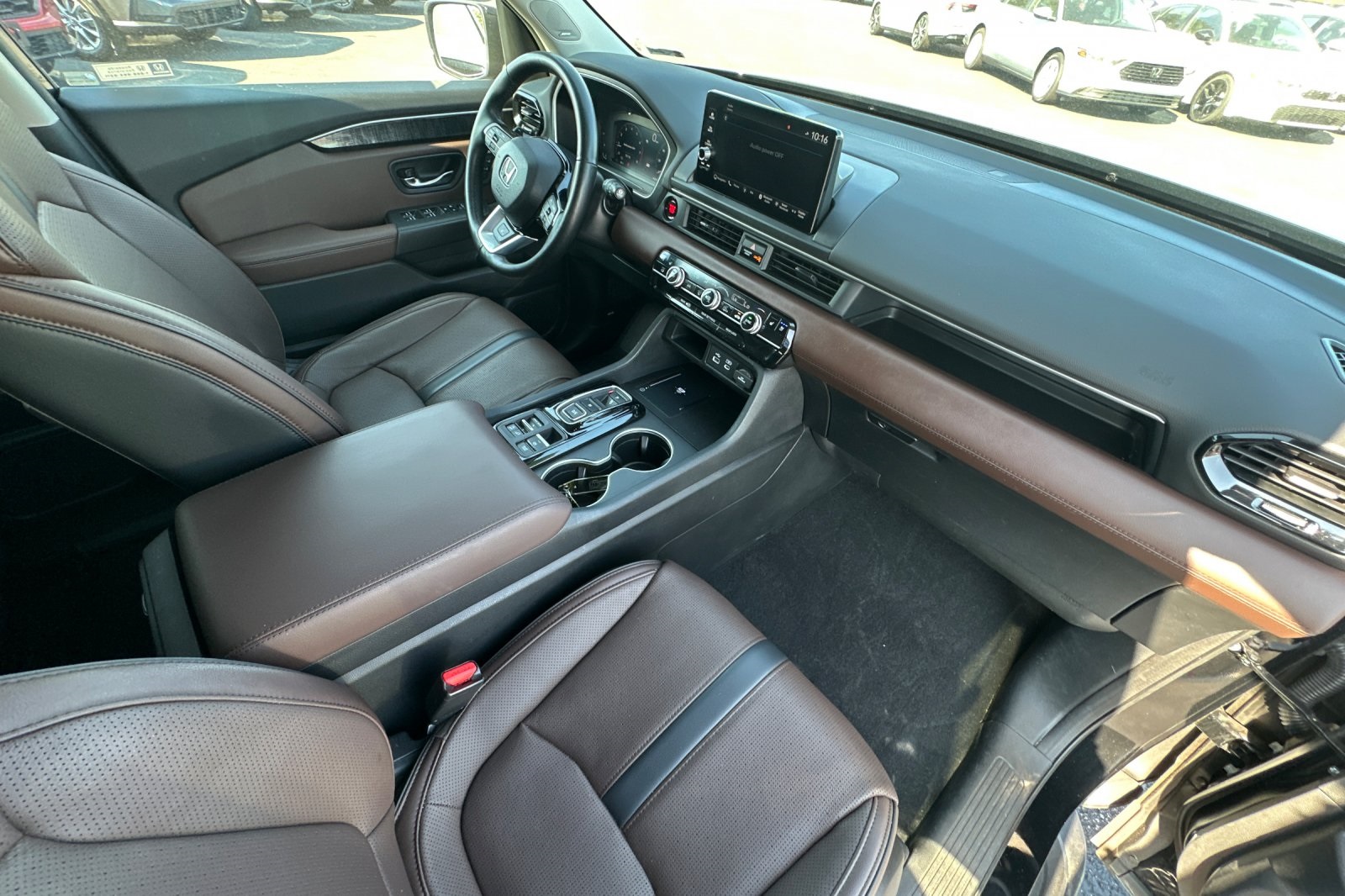 2024 Honda Pilot Elite photo 19