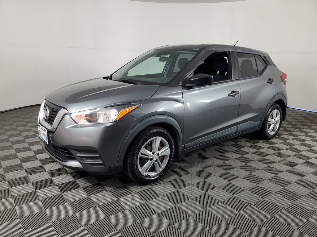 2020 Nissan Kicks S photo 7