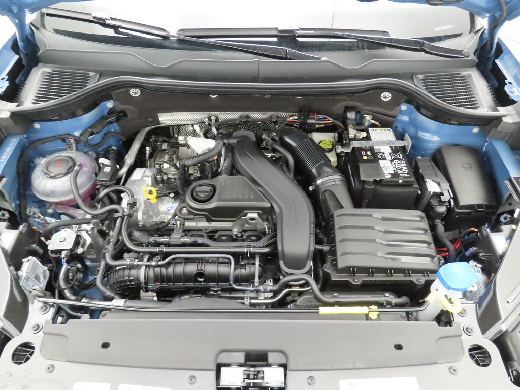 2025 Volkswagen Taos S photo 25
