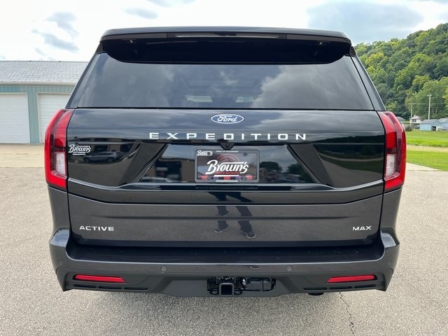 2025 Ford Expedition MAX photo 7