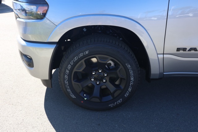 New 2026 Billet Silver Metallic Clear-Coat Exterior Paint RAM Big Horn/Lone Star image 10