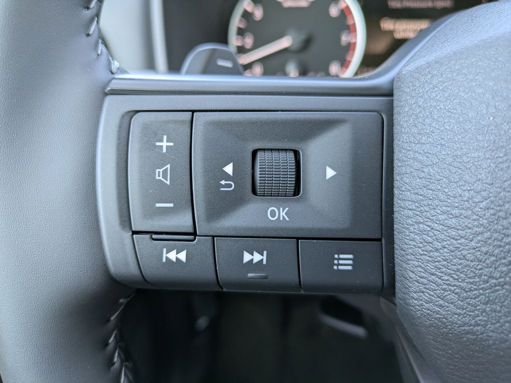 2026 Nissan Rogue SV photo 20