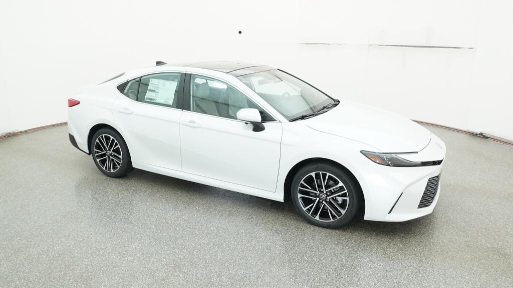 2025 Toyota Camry XLE photo 27