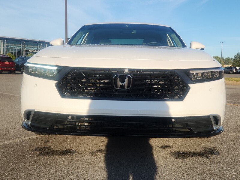 2025 Honda Accord Hybrid Touring photo 4