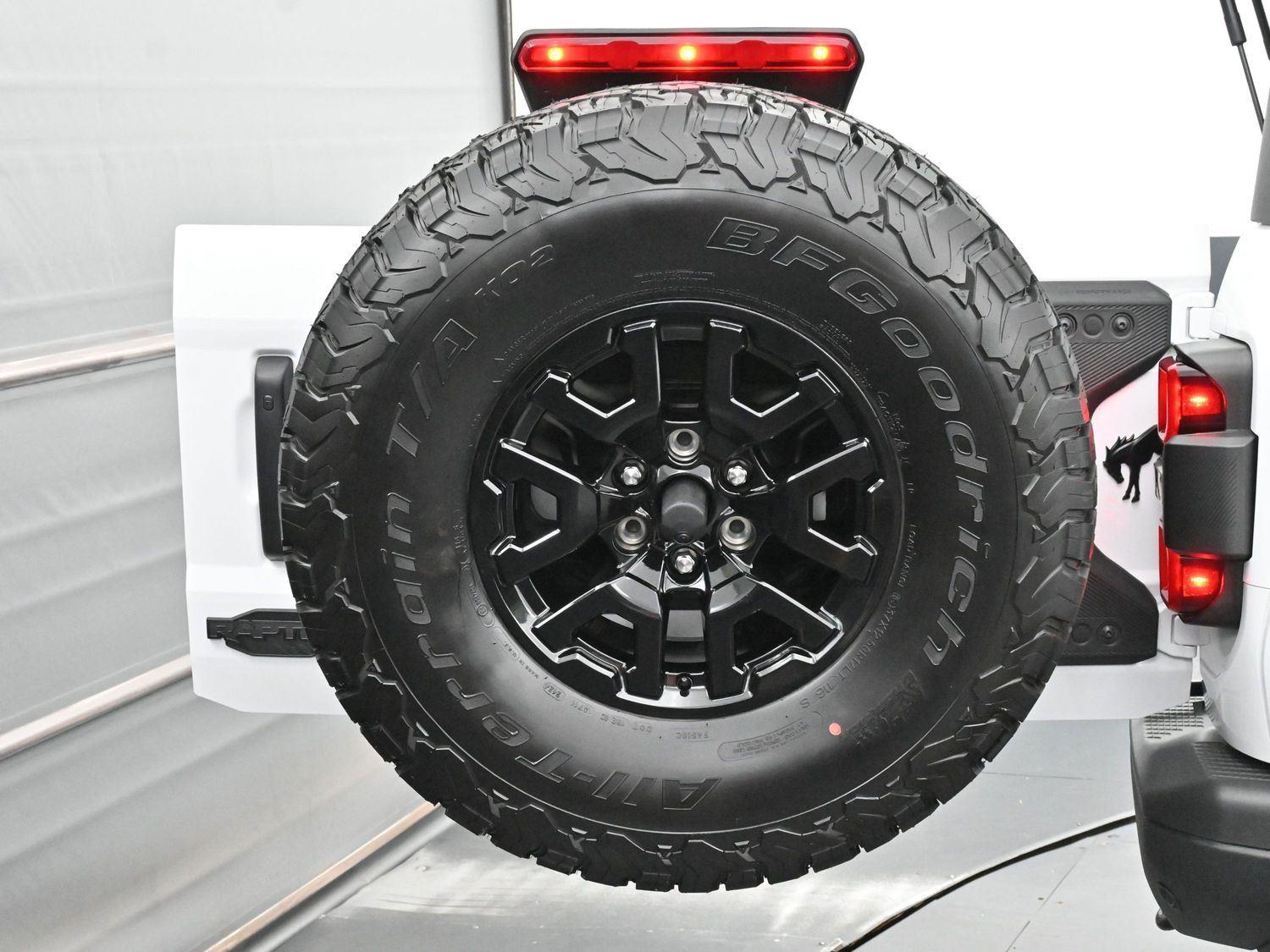2024 Ford Bronco Raptor photo 32