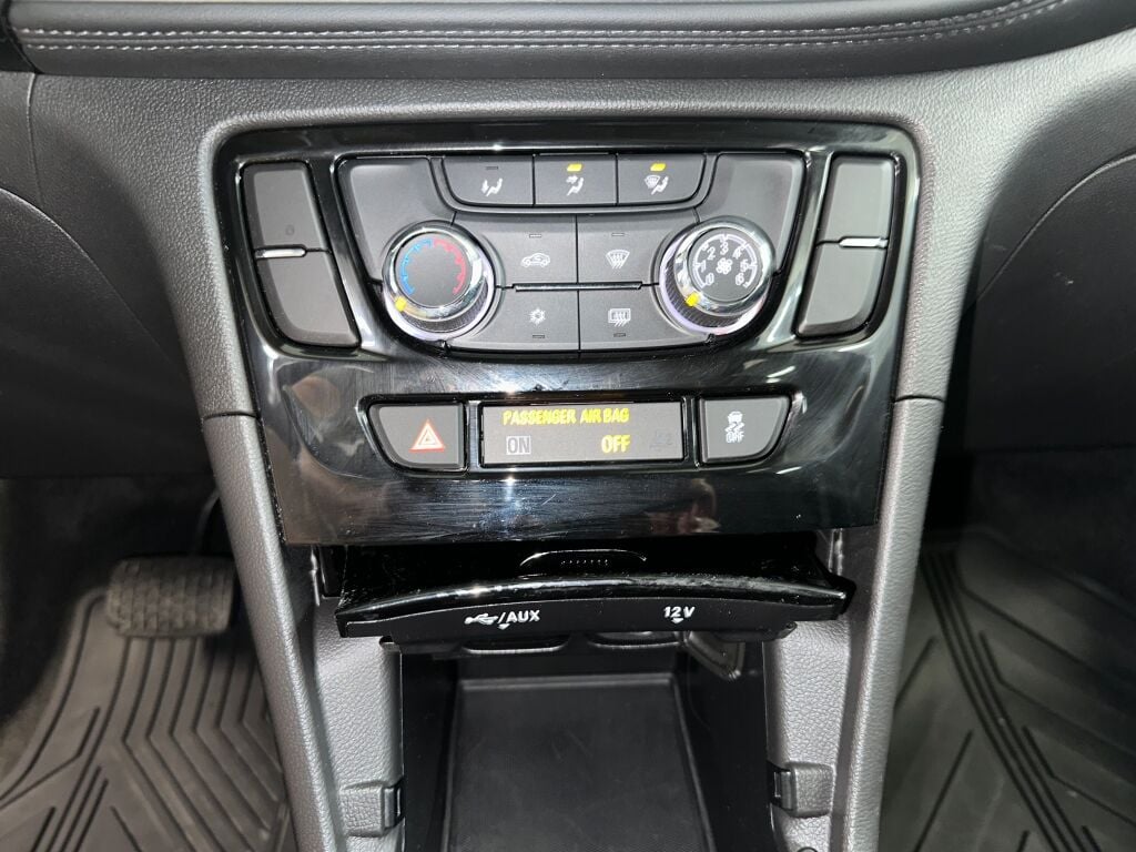 2022 Buick Encore Preferred photo 10