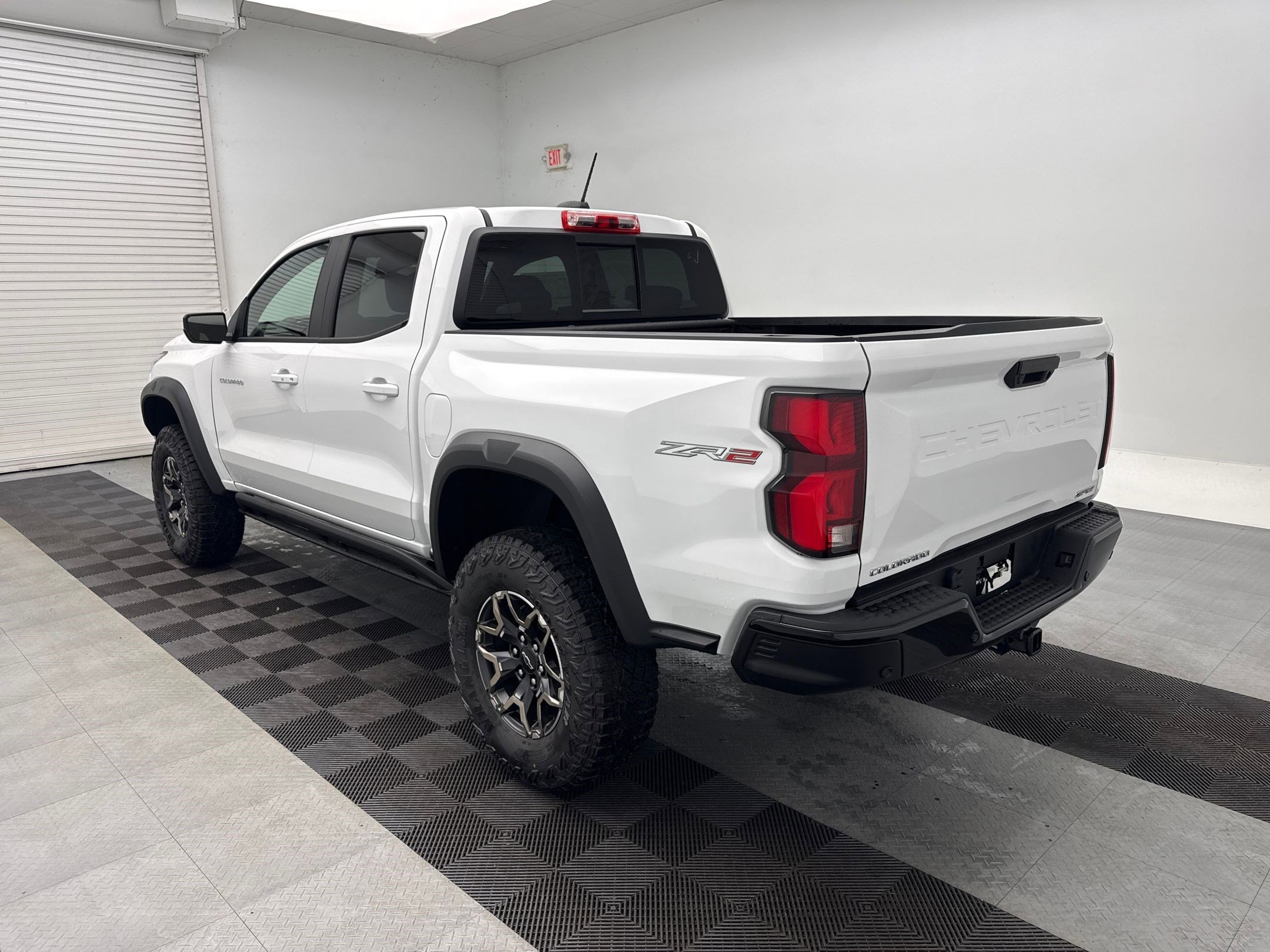 2026 Chevrolet Colorado ZR2 photo 3