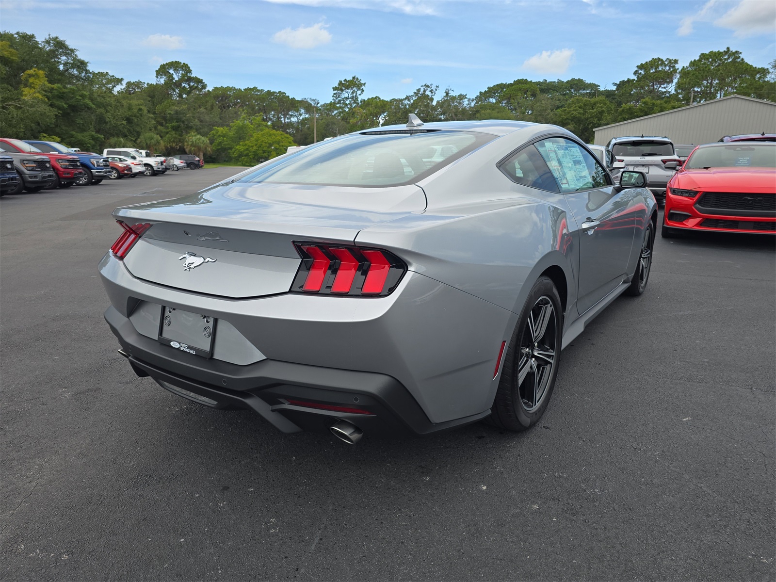2025 Ford Mustang EcoBoost photo 4