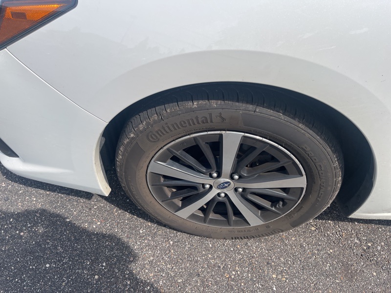 2022 Subaru Impreza Premium photo 9