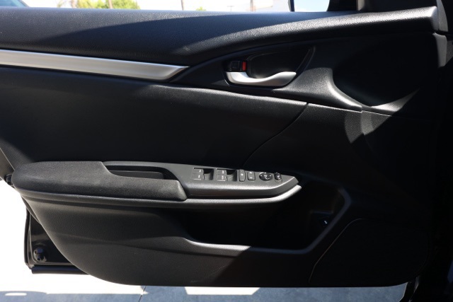 2020 Honda Civic LX photo 21