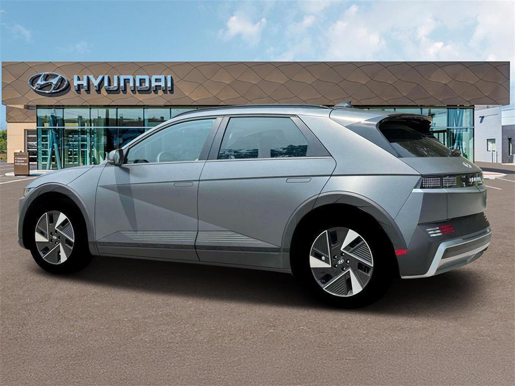 2025 Hyundai Ioniq 5 SEL photo 4
