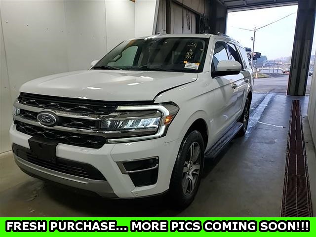 2024 Ford Expedition Limited's photo