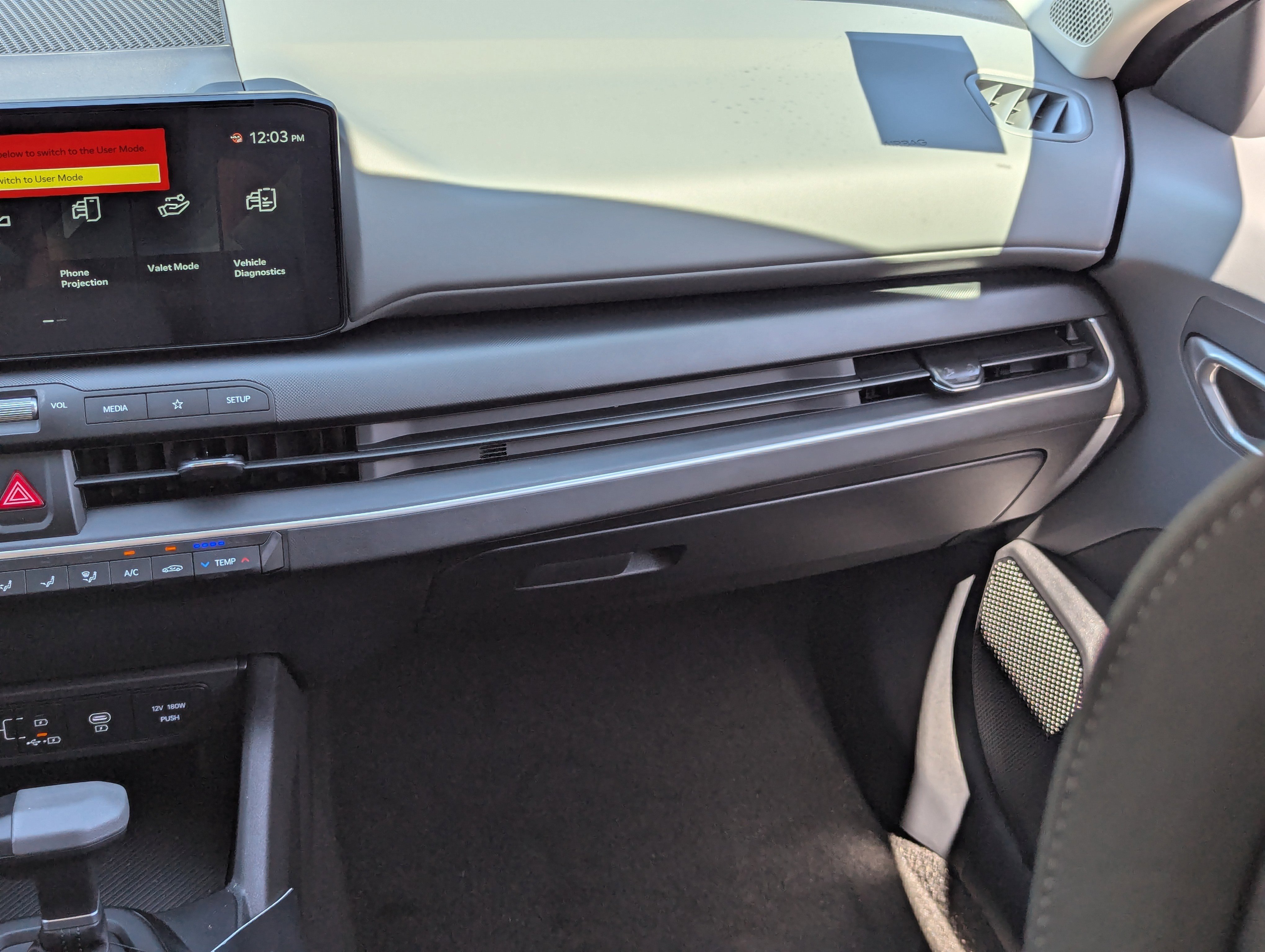 2025 Kia K4 LXS photo 3