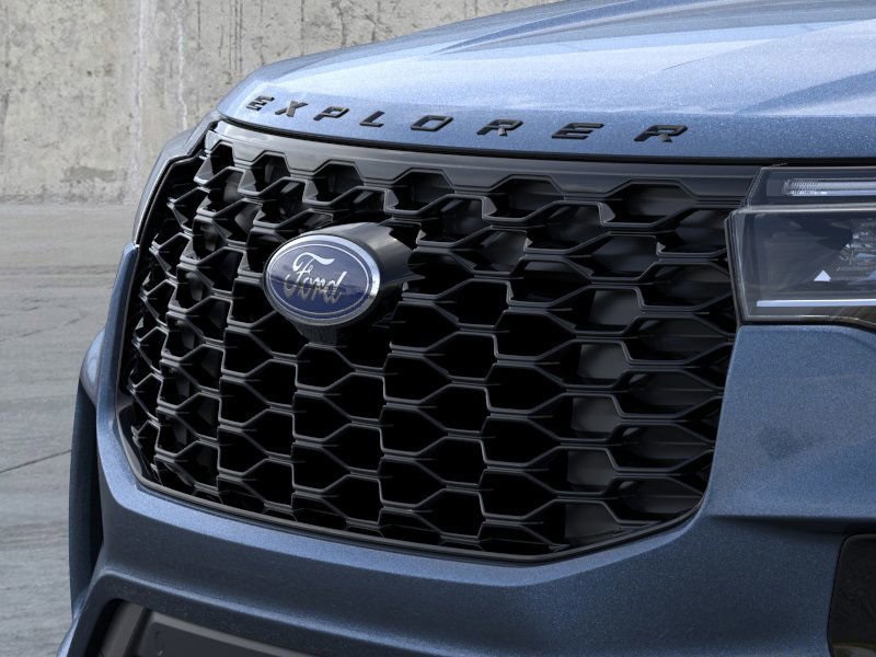 2025 Ford Explorer ST-Line photo 14