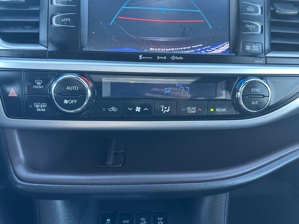 2018 Toyota Highlander XLE photo 14