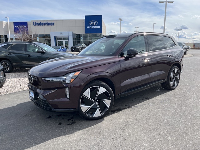 2025 Volvo EX90 Ultra's photo