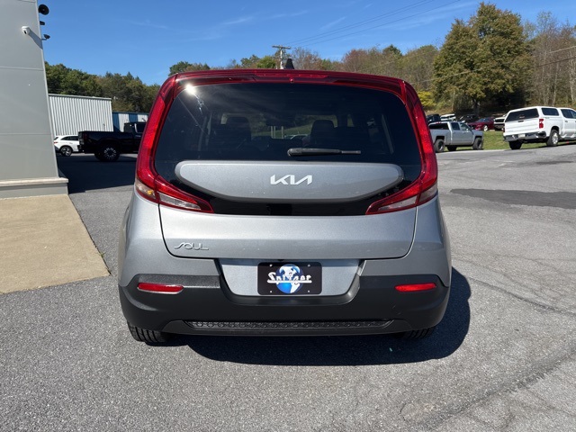 2022 Kia Soul LX photo 5