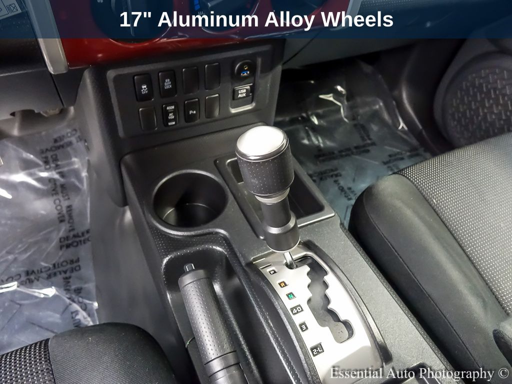 2011 TOYOTA FJ CRUISER - Image 18