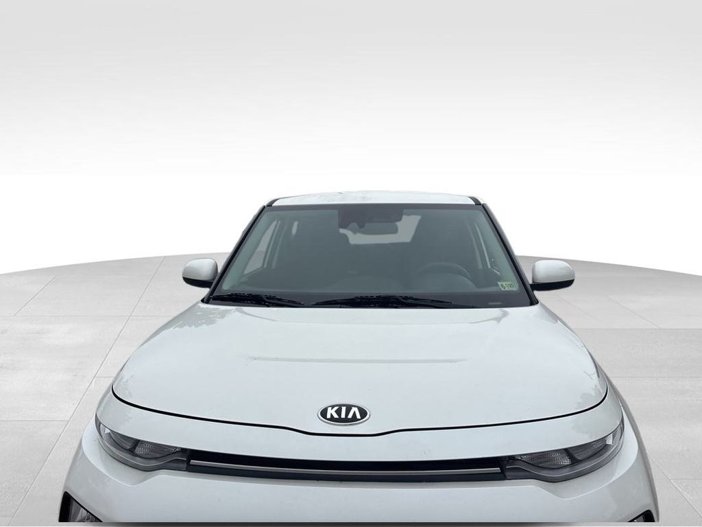 2020 Kia Soul S photo 2