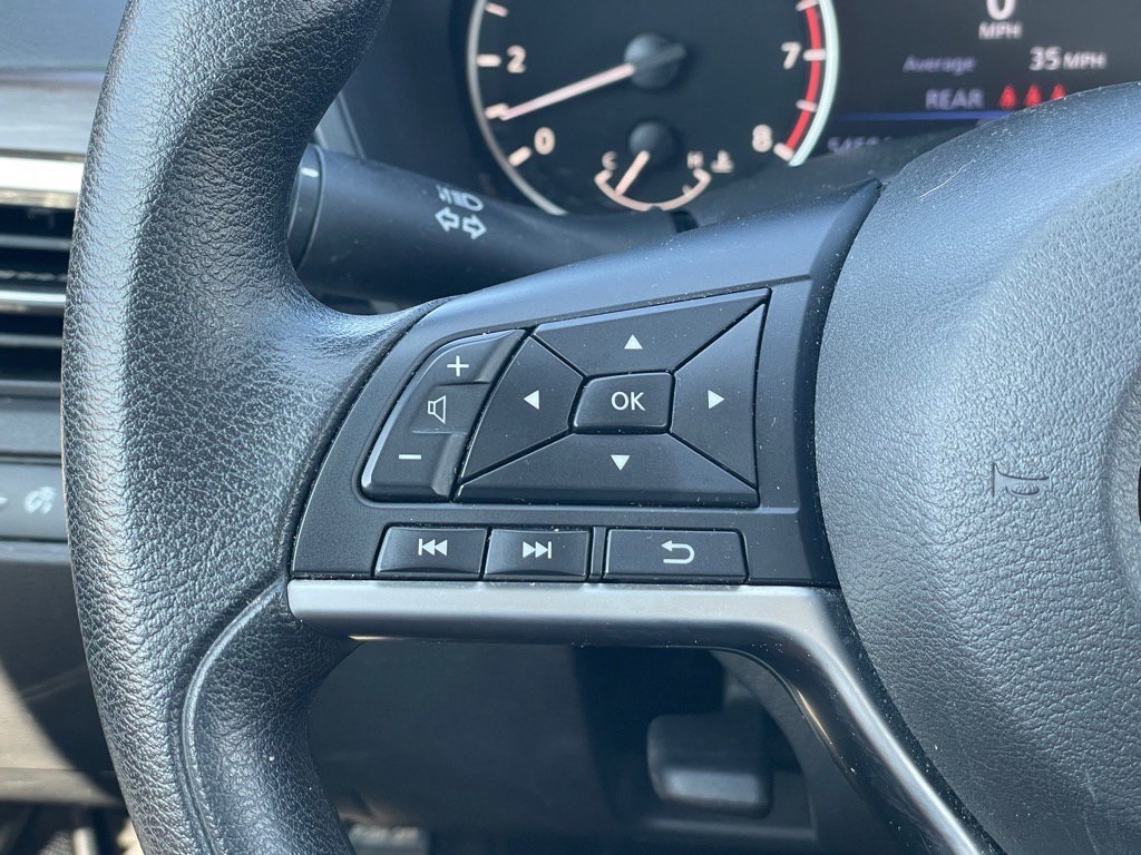 2023 Nissan Altima 2.5 SV photo 18