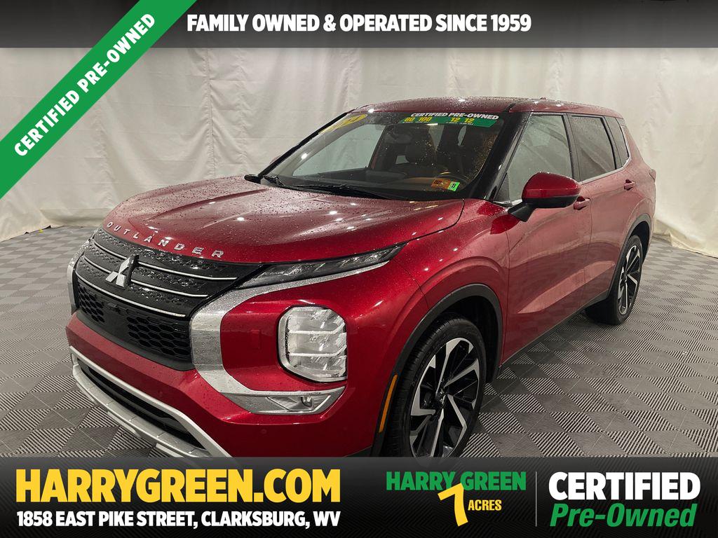 2024 Mitsubishi Outlander SE's photo