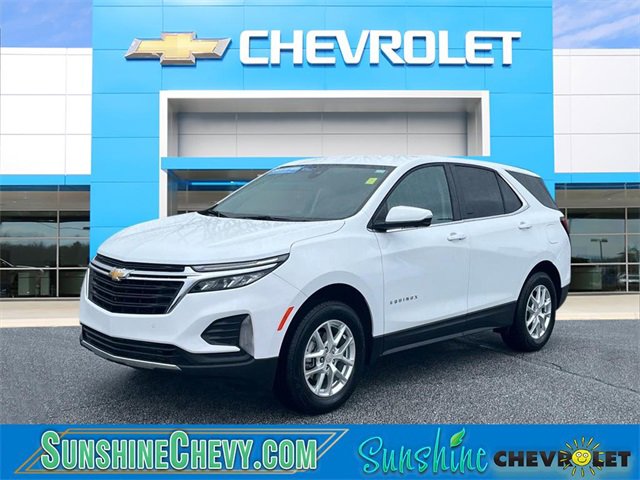 2024 Chevrolet Equinox LT's photo