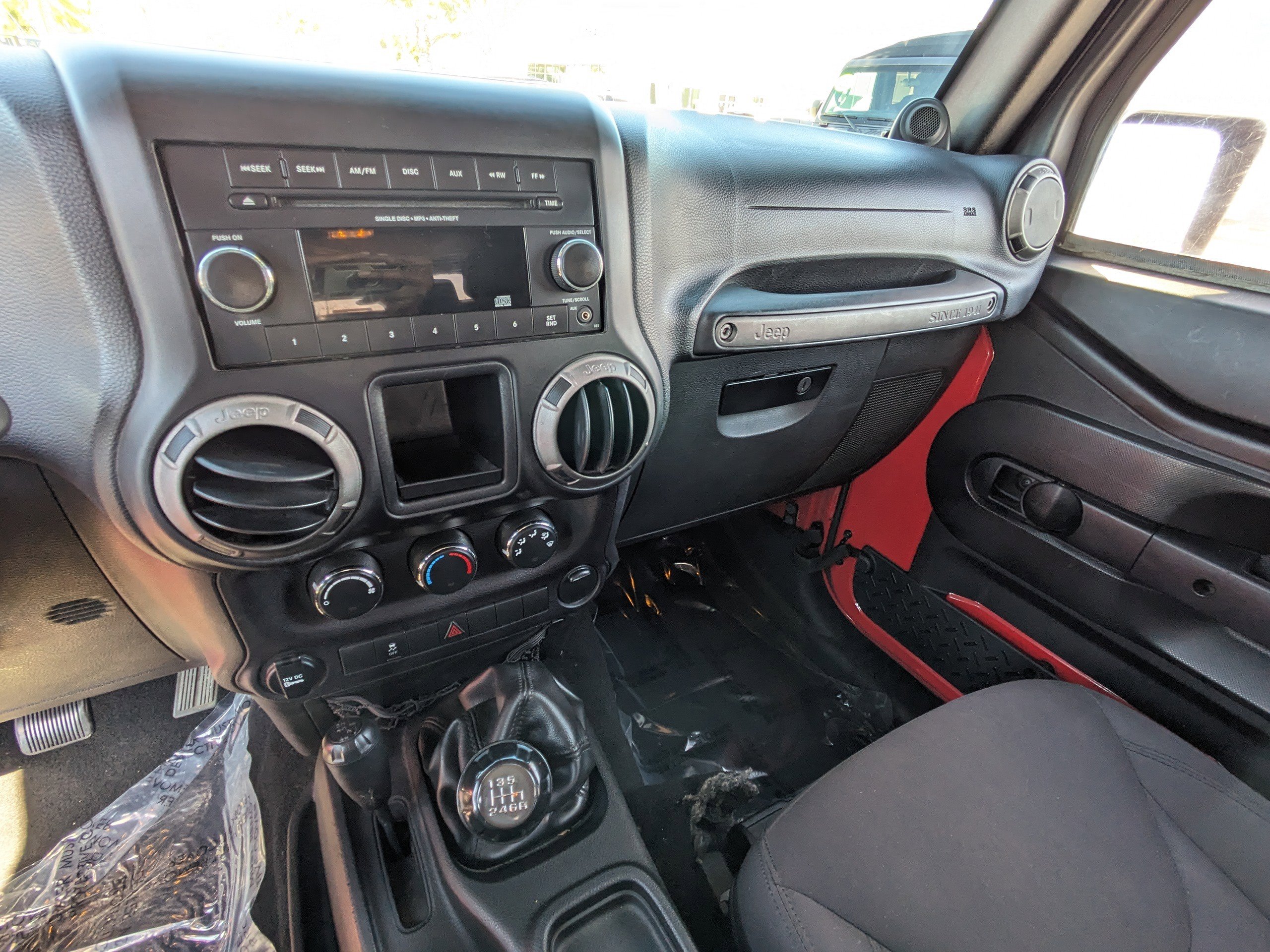 2014 Jeep Wrangler Sport photo 16