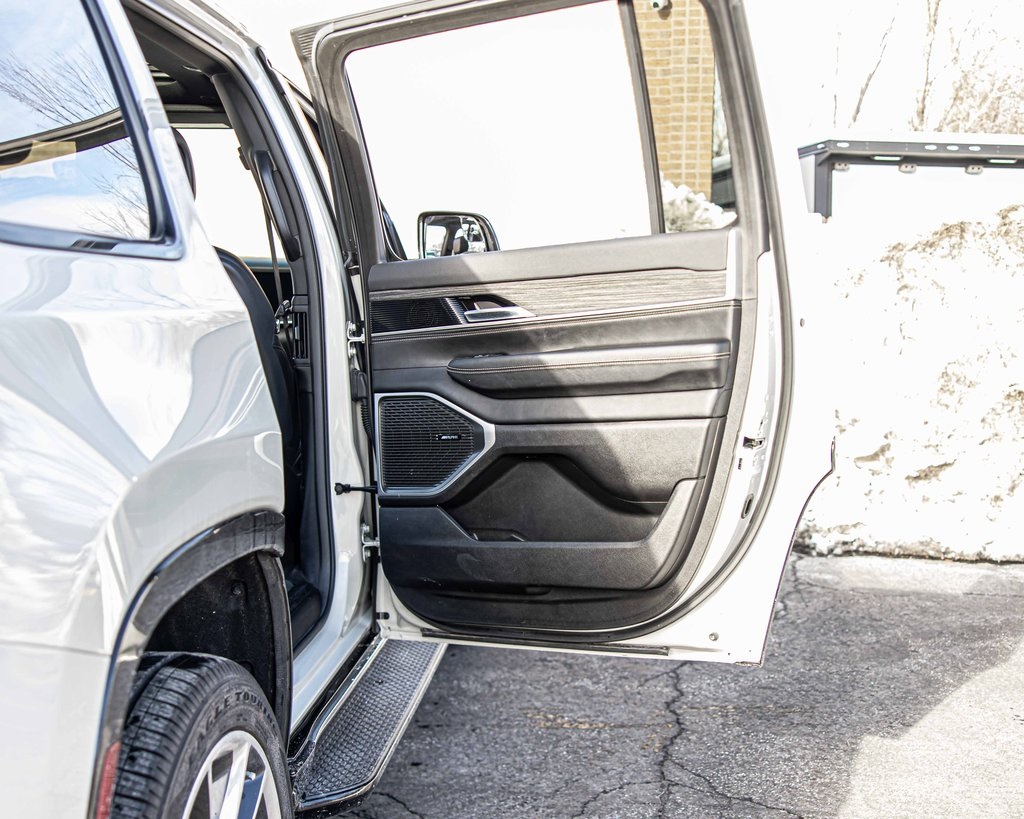 2022 JEEP WAGONEER - Image 40