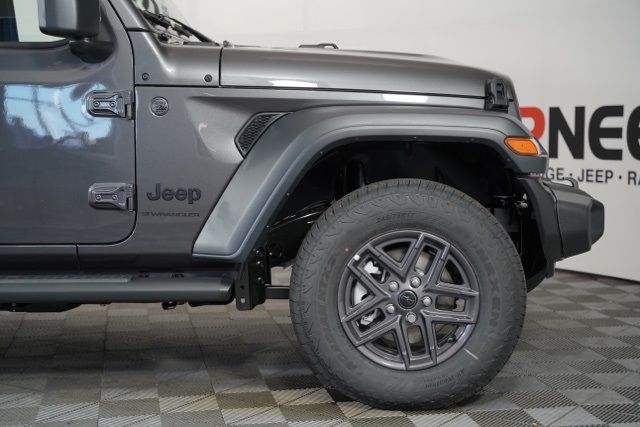 2025 Jeep Wrangler Sport S photo 36