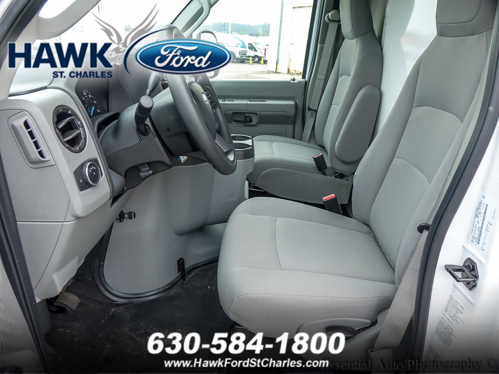 2023 Ford E-350 photo 9