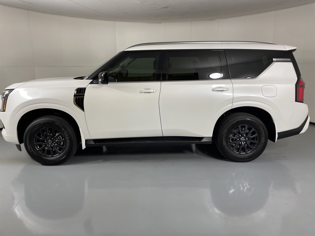 2025 Nissan Armada SV photo 3