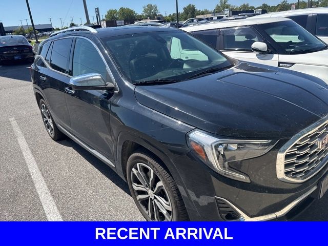2020 Gmc Terrain Denali photo 2